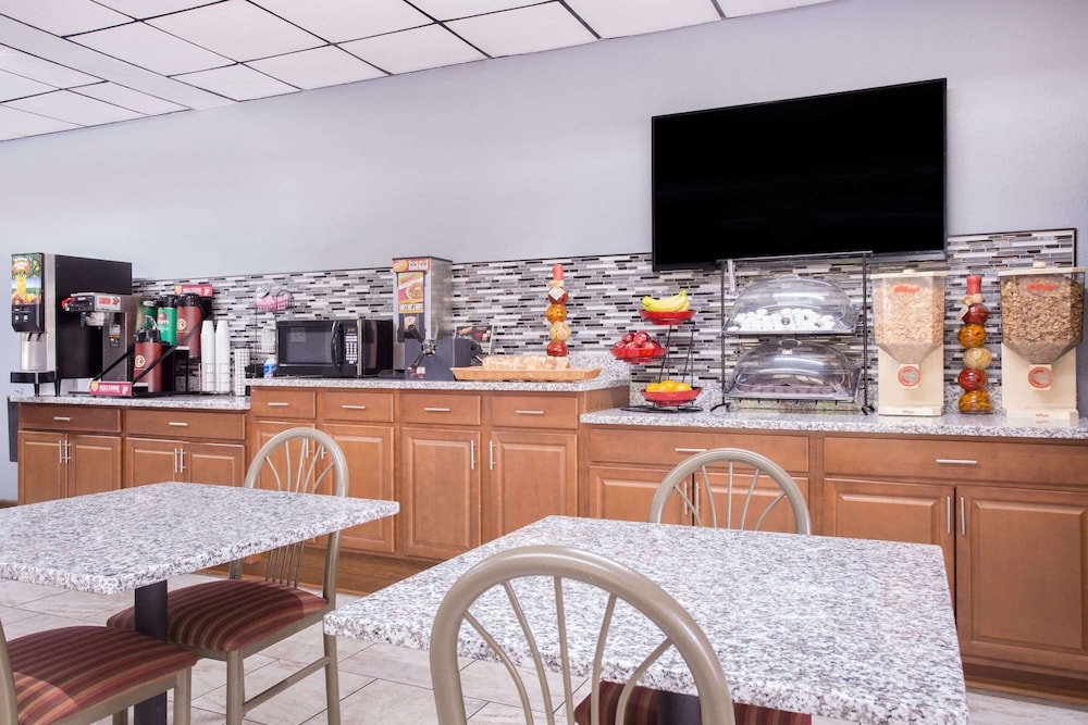 숙박 시설 내 편의 시설/서비스