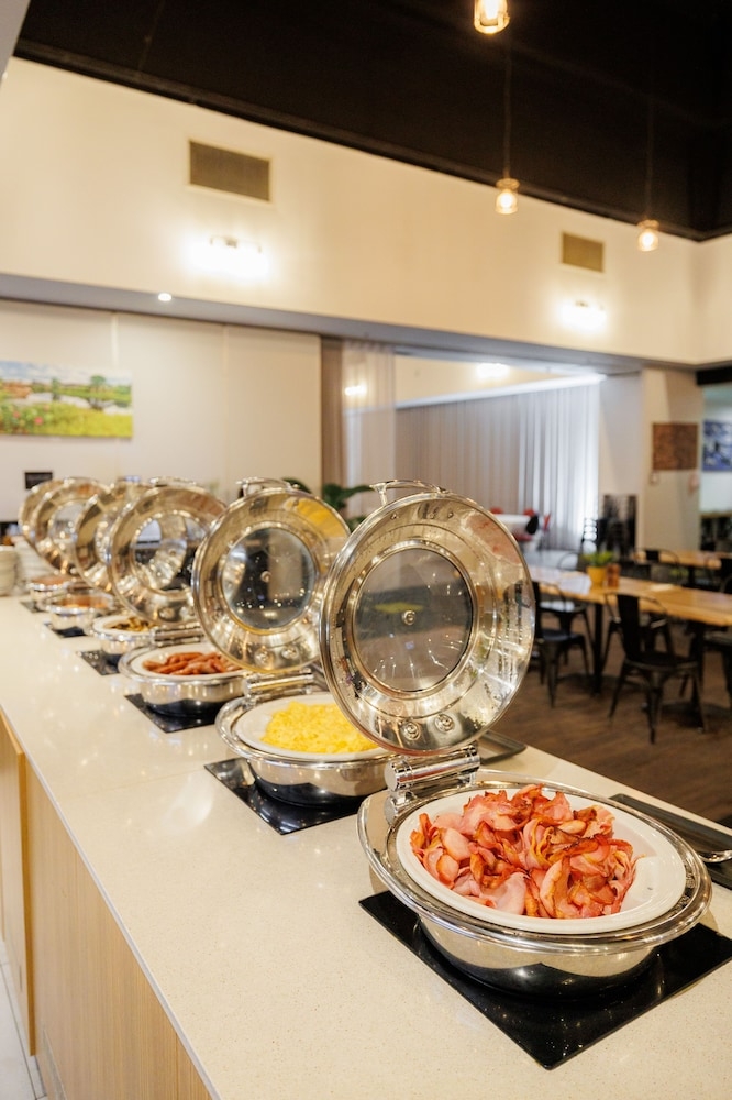 뷔페 아침 식사