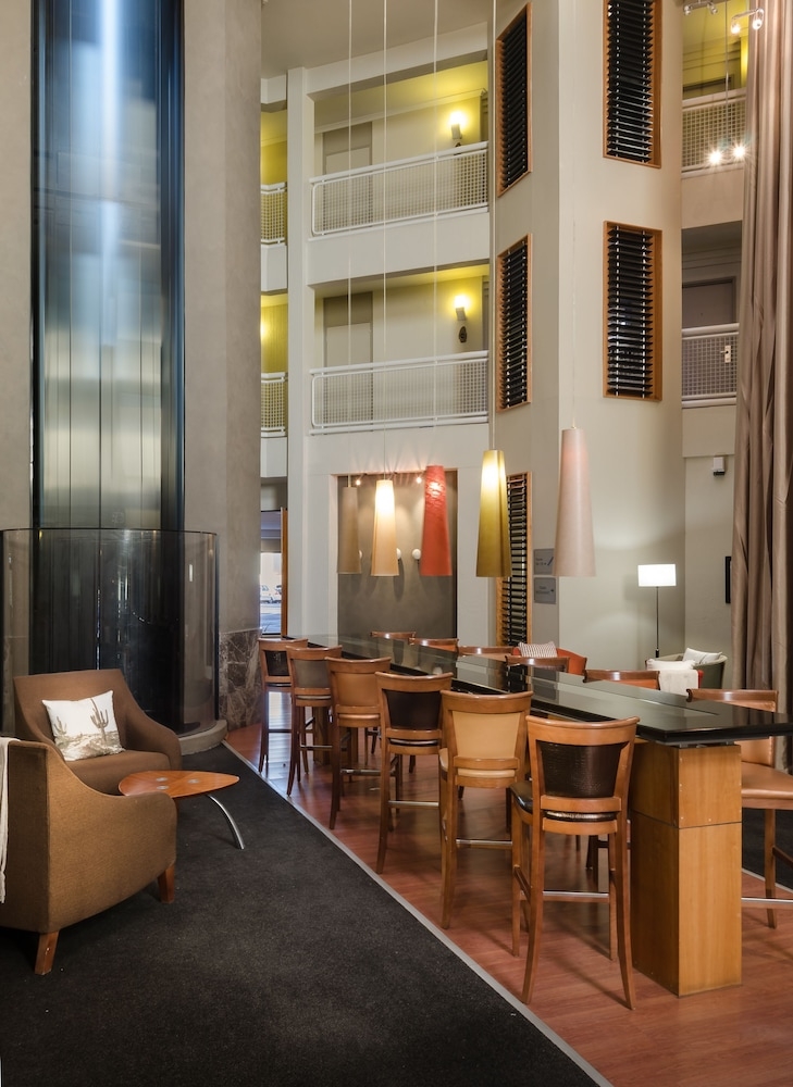 로비 좌석 공간