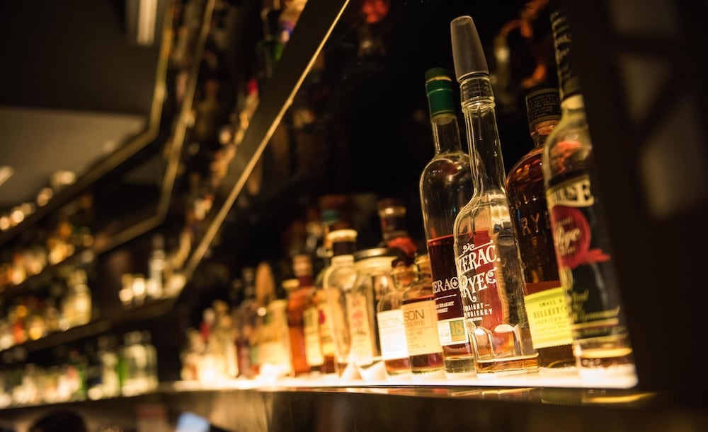 바(숙박 시설 내)