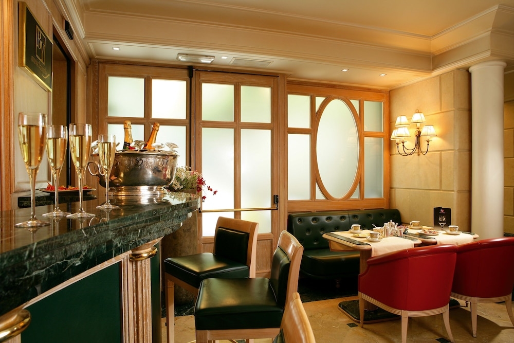 바(숙박 시설 내)