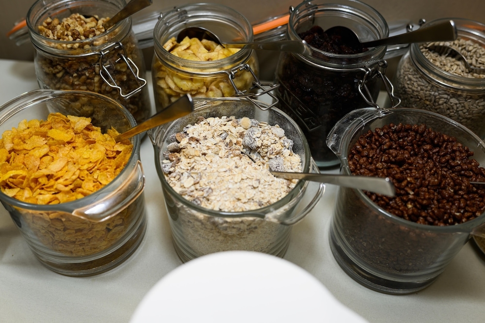 뷔페 아침 식사