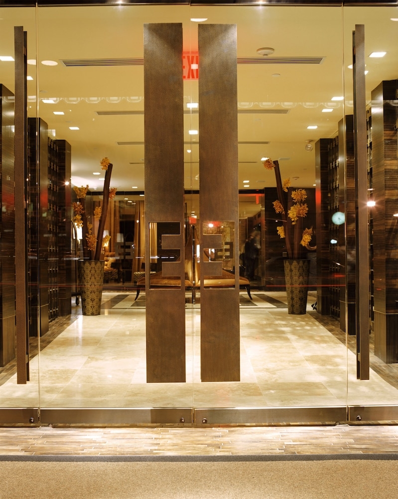 숙박 시설 입구