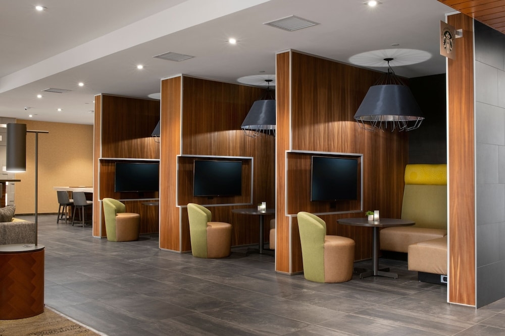 로비 좌석 공간