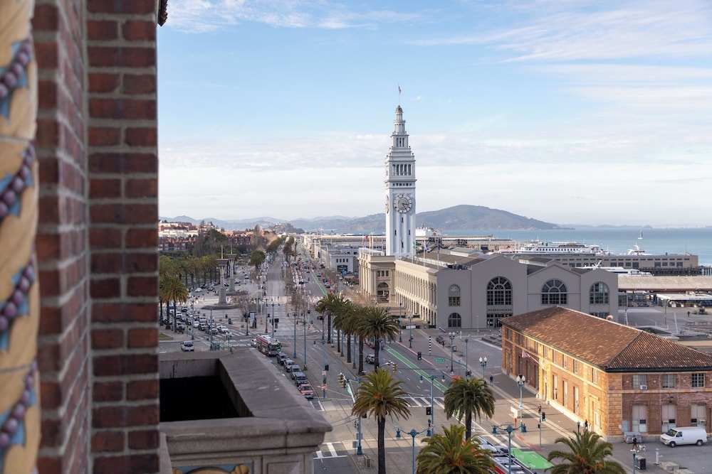 숙박 시설의 전망