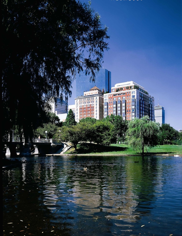 숙박 시설 정면