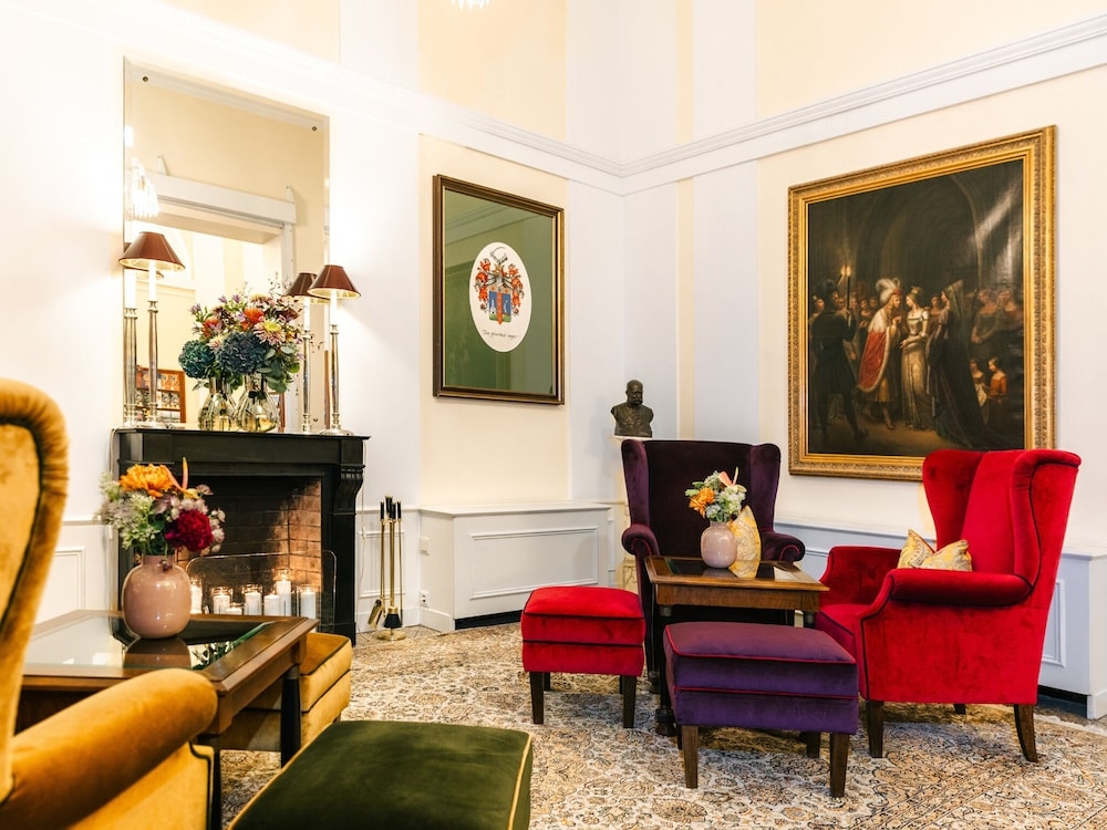 로비 좌석 공간