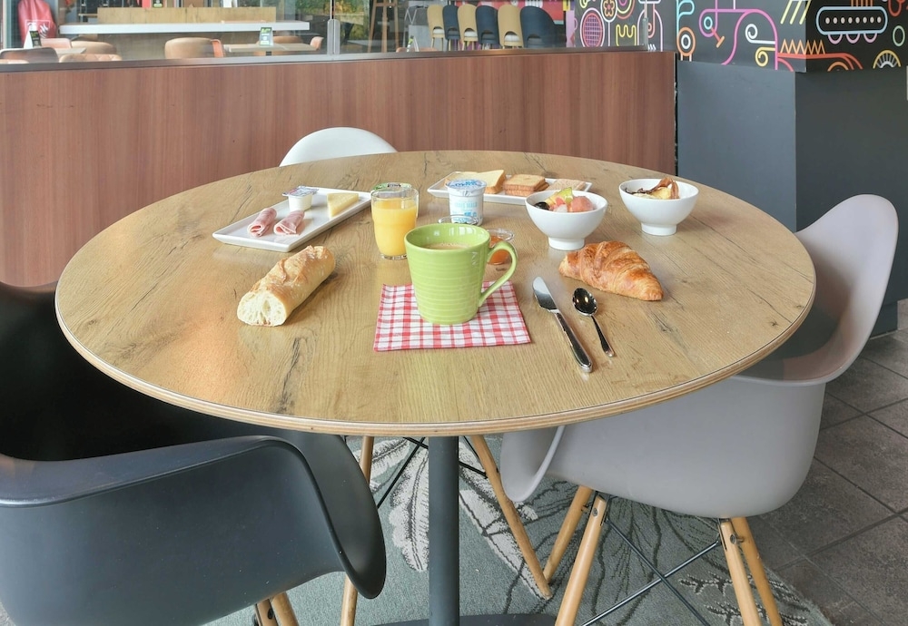 뷔페 아침 식사