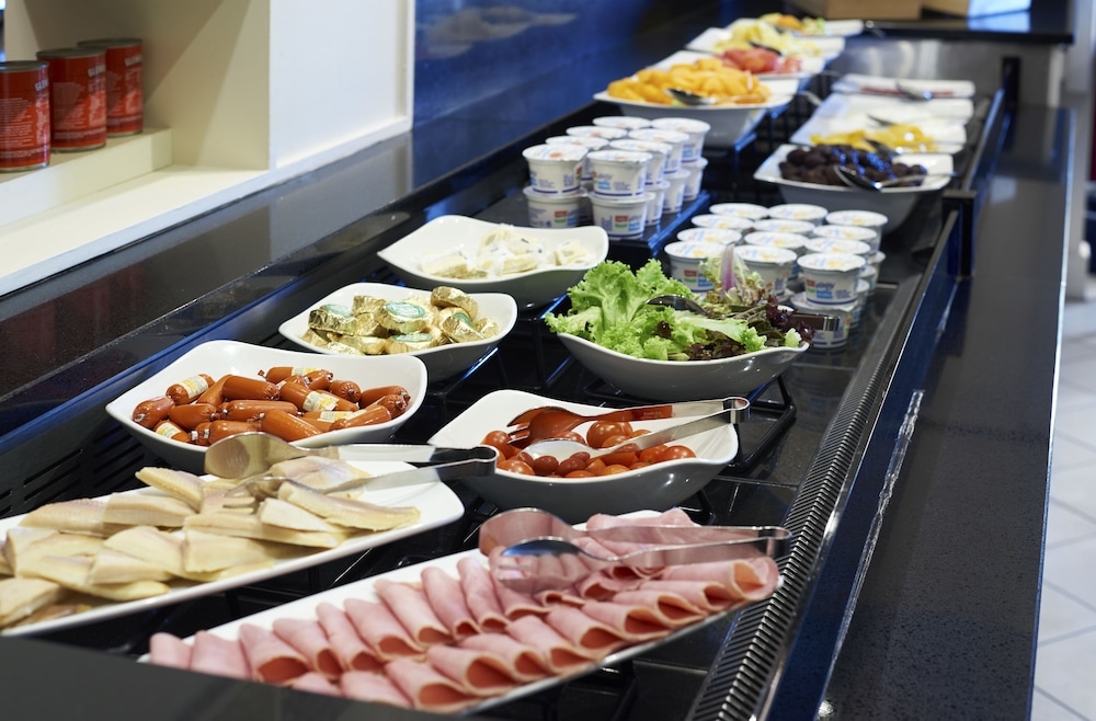 뷔페 아침 식사