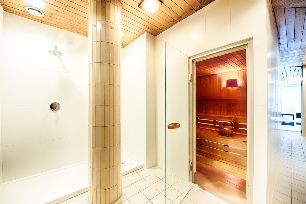 숙박 시설 내 편의 시설/서비스