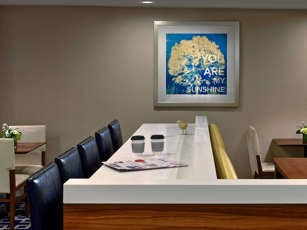 로비 좌석 공간