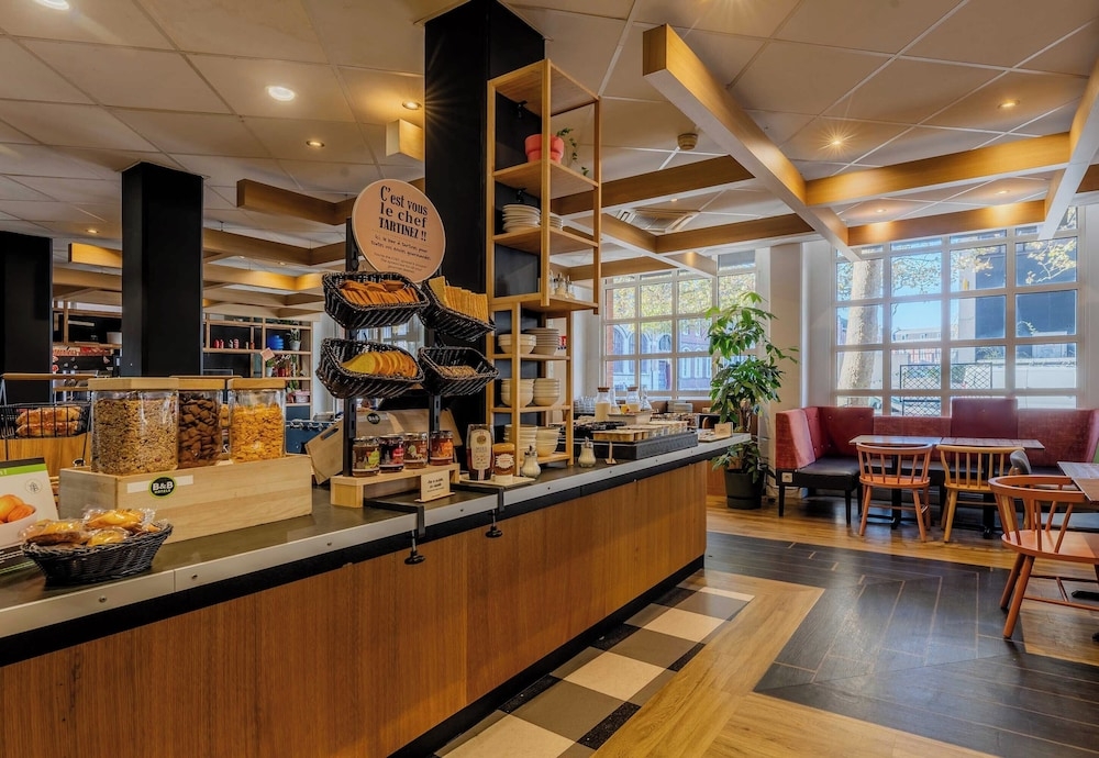 뷔페 아침 식사