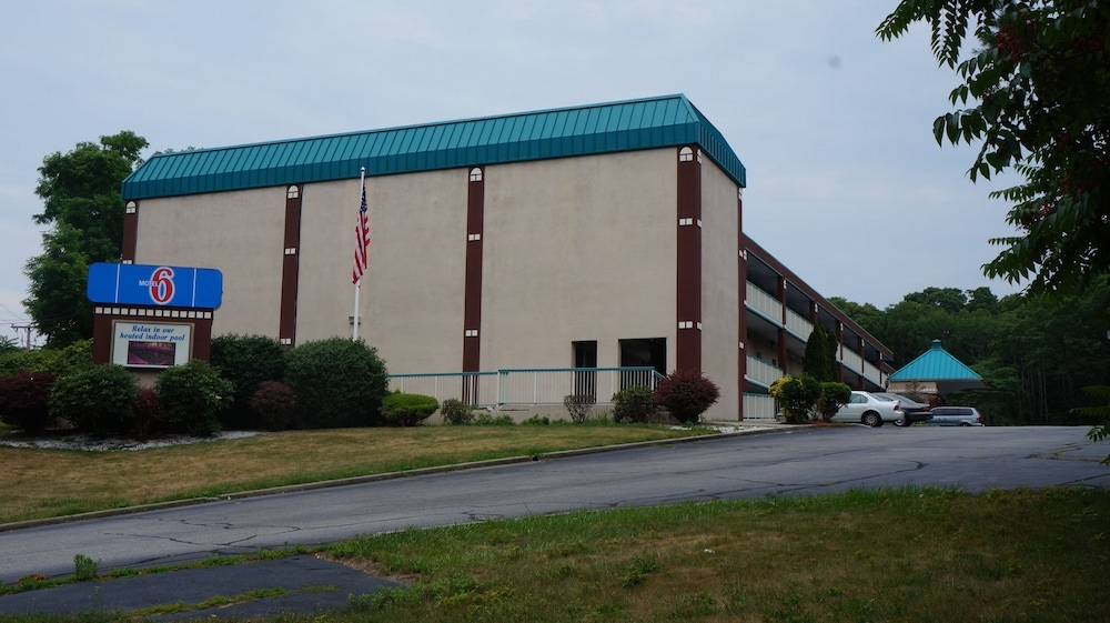 숙박 시설 정면