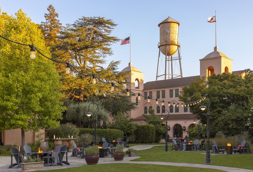 숙박 시설 정면