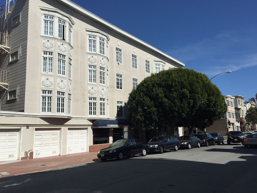 숙박 시설 정면