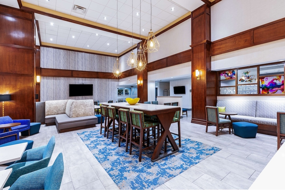 로비 좌석 공간