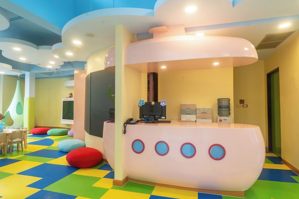 어린이 놀이 공간 - 실내