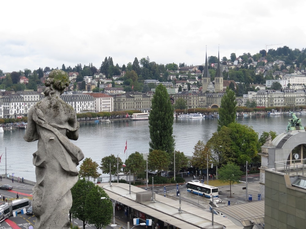 숙박 시설의 전망