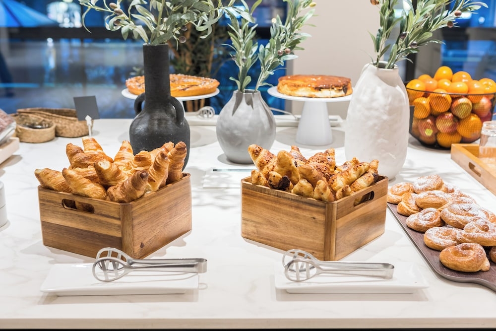 뷔페 아침 식사