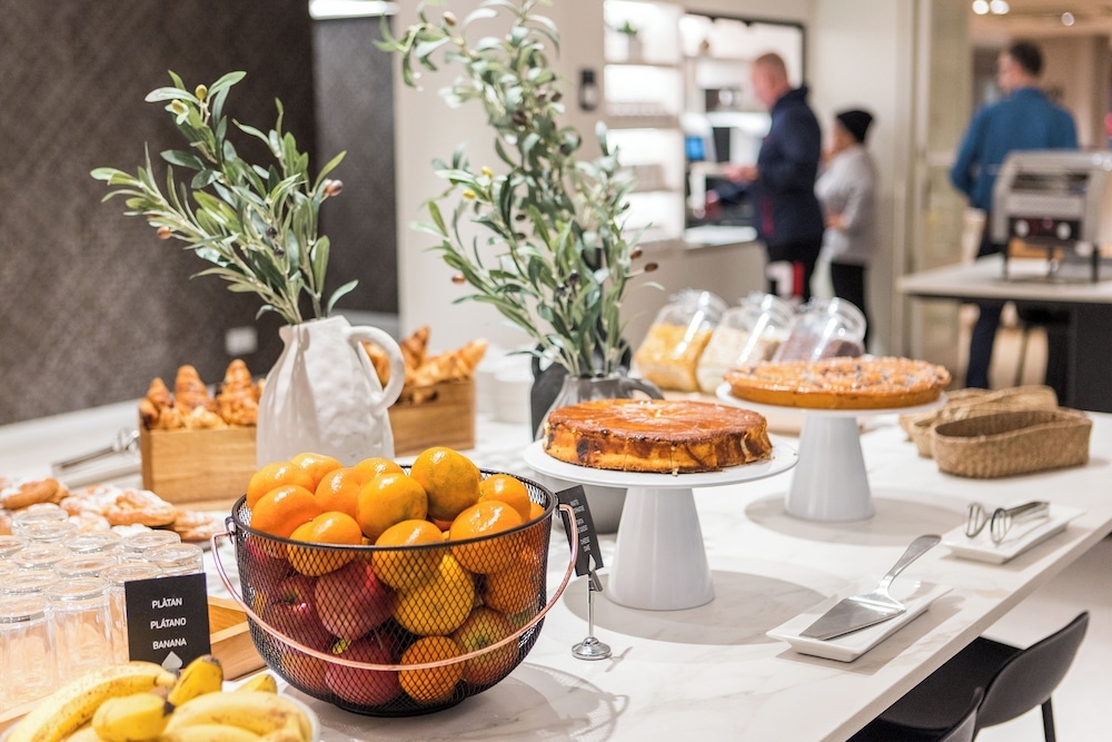 뷔페 아침 식사