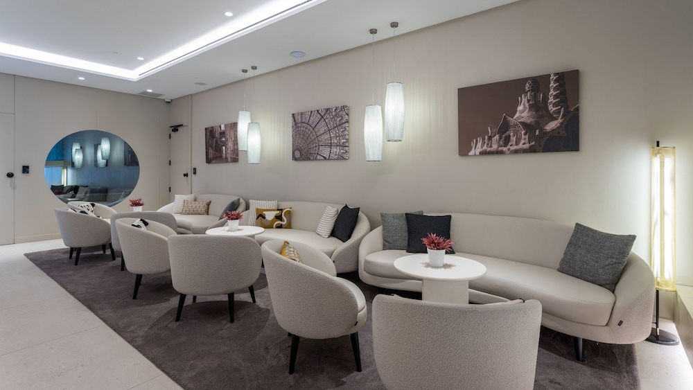 로비 좌석 공간