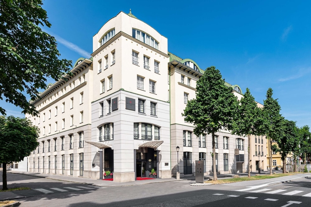 숙박 시설 정면