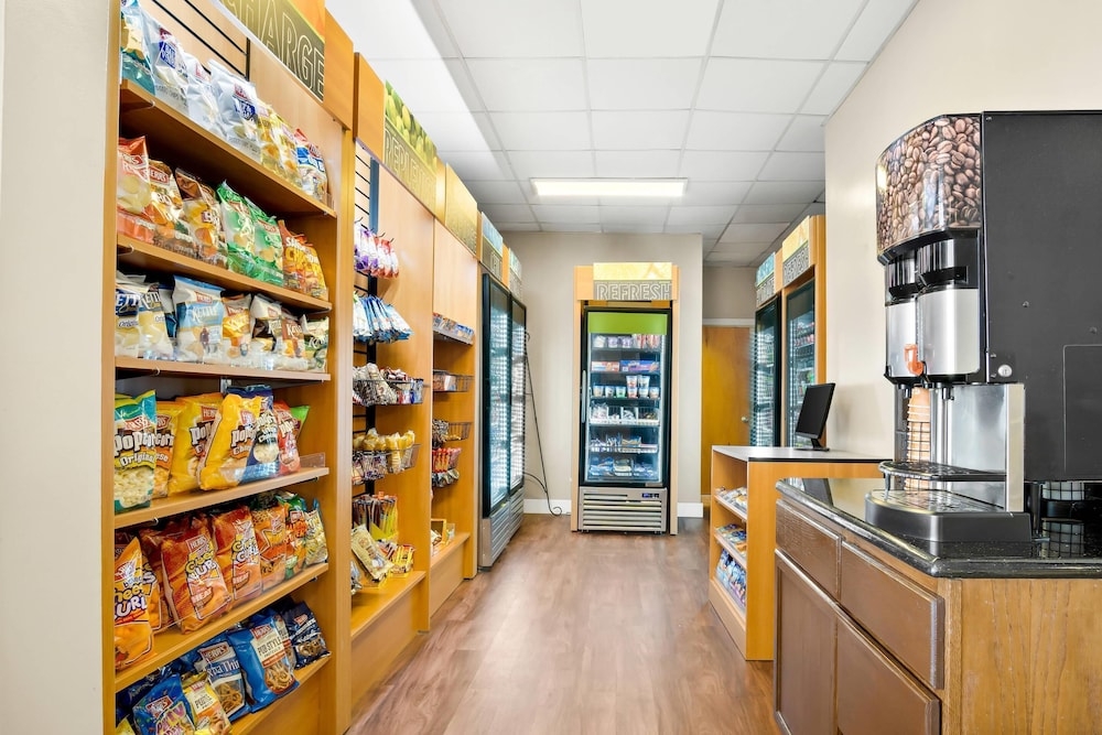 숙박 시설 내 편의 시설/서비스