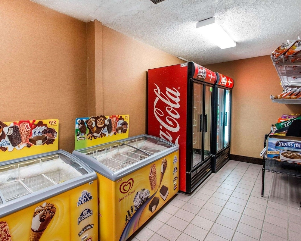 숙박 시설 내 편의 시설/서비스