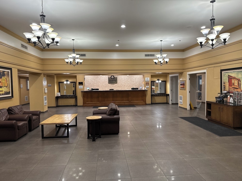 로비 좌석 공간