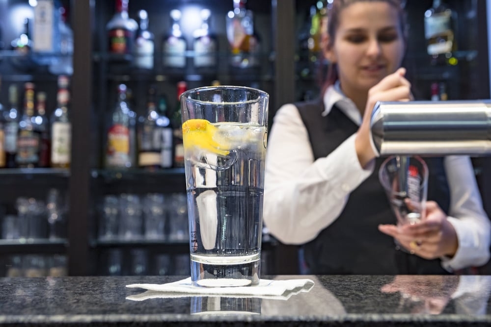 바(숙박 시설 내)