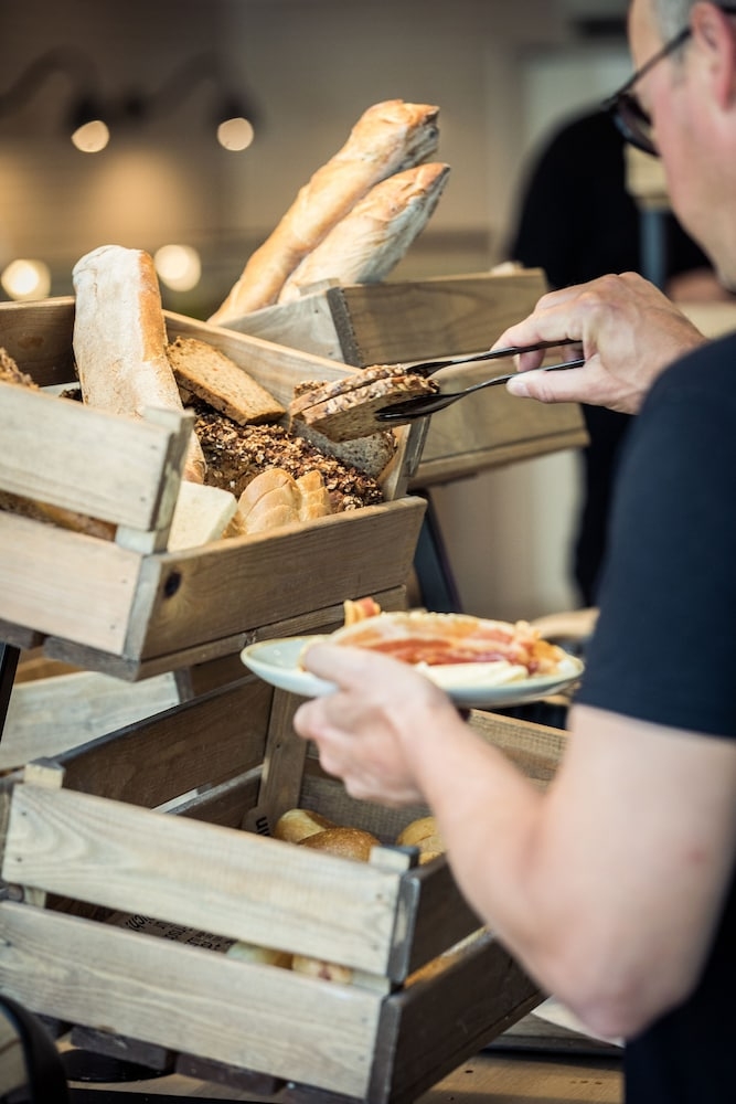 뷔페 아침 식사