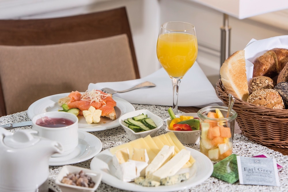 뷔페 아침 식사