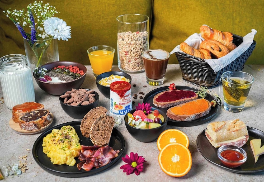 뷔페 아침 식사