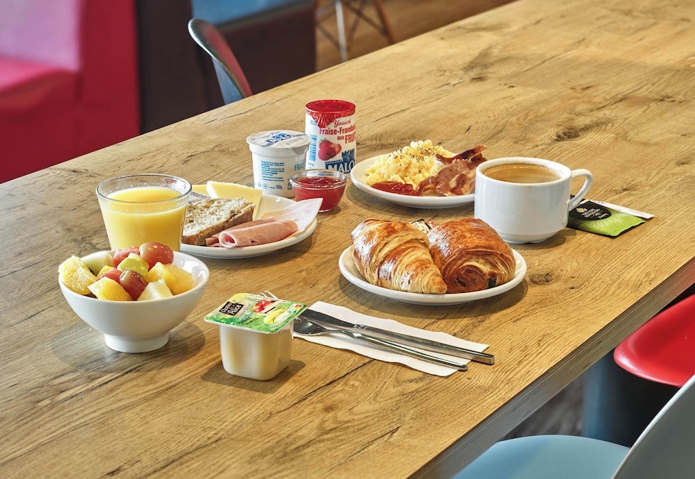 뷔페 아침 식사