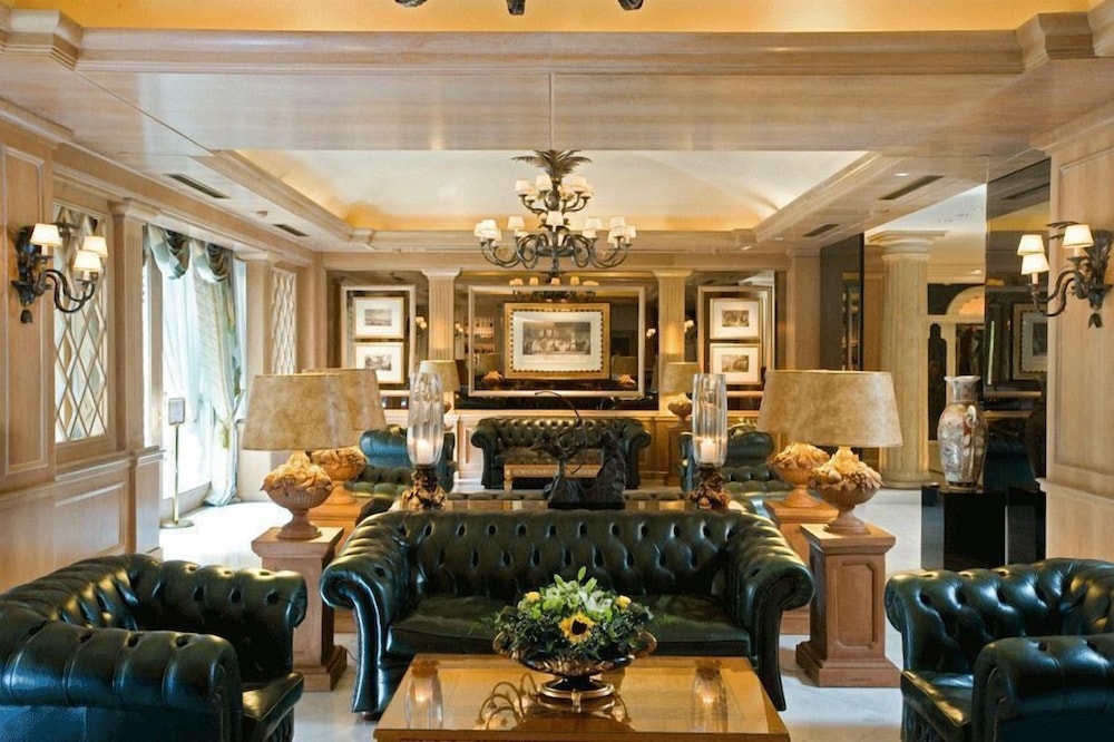 로비 좌석 공간