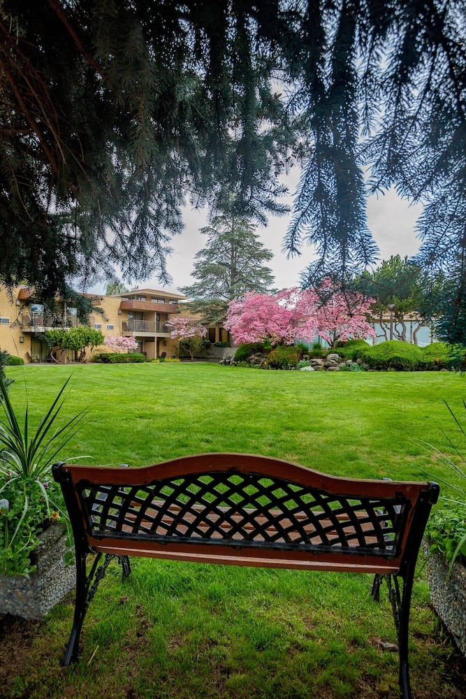 숙박 시설 구내