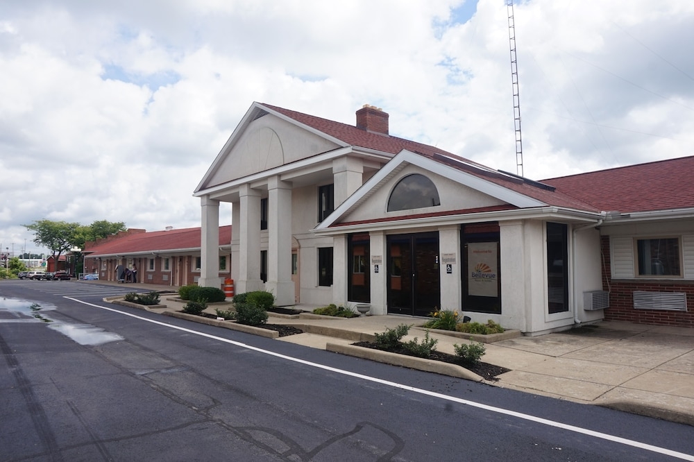 숙박 시설 입구