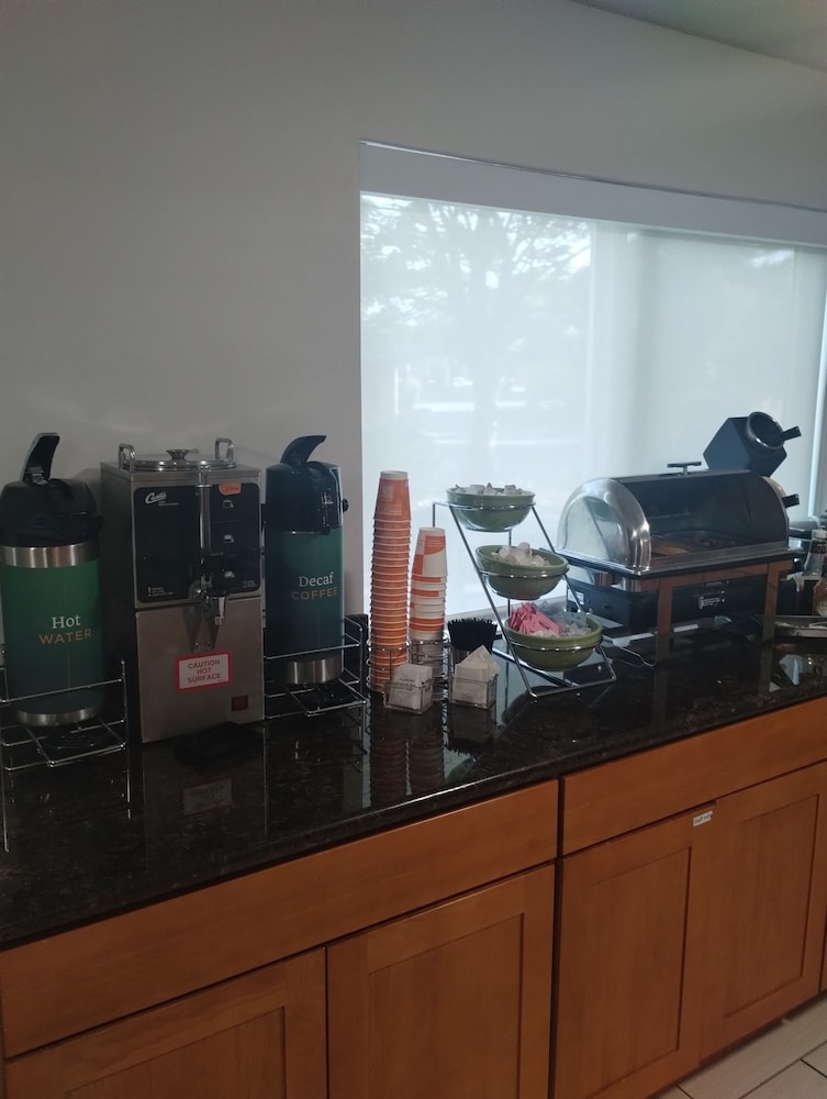 뷔페 아침 식사