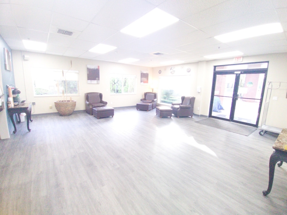 로비 좌석 공간