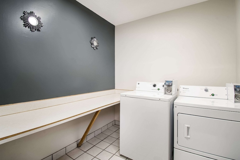 숙박 시설 내 편의 시설/서비스