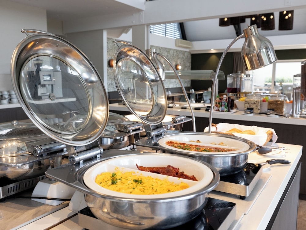 뷔페 아침 식사