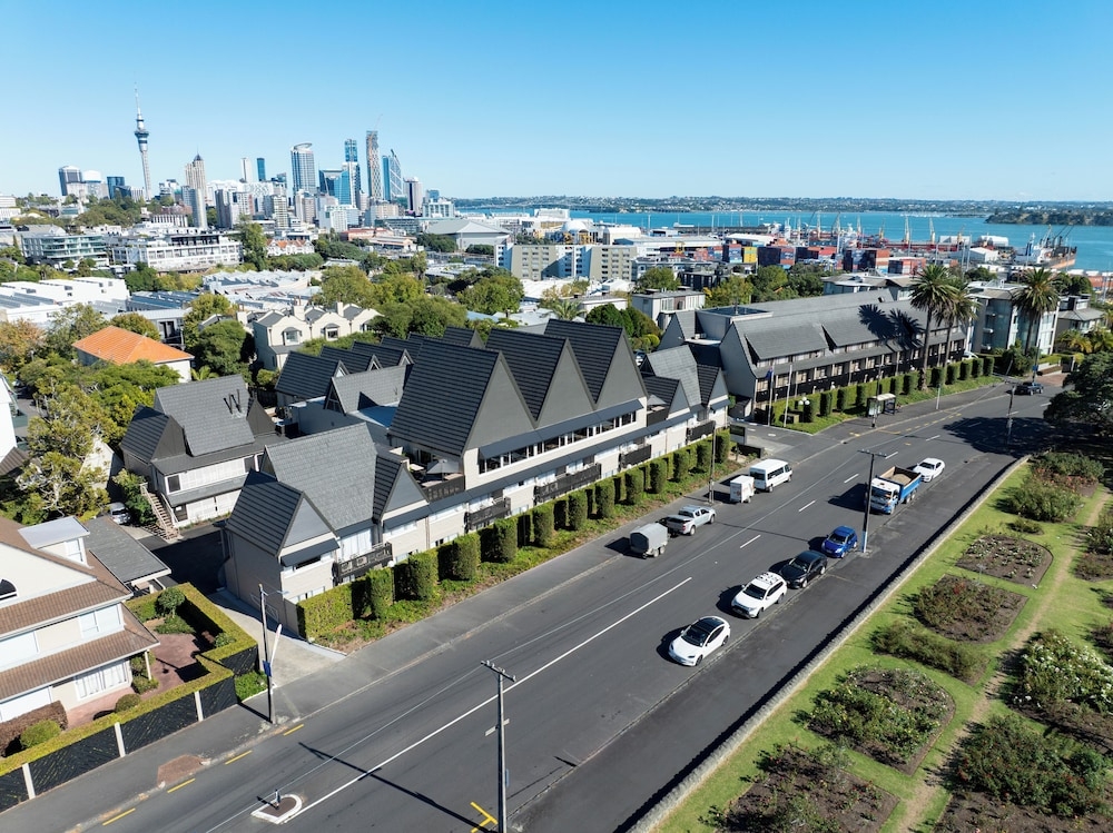 숙박 시설 정면