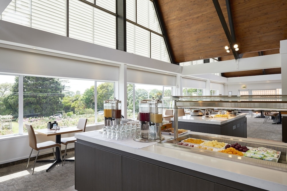 뷔페 아침 식사