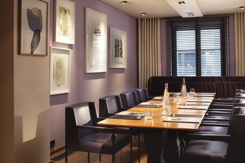 숙박 시설 내 편의 시설/서비스