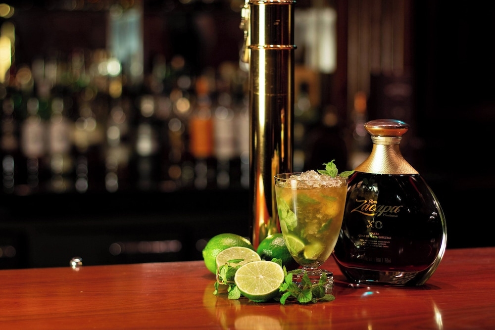 바(숙박 시설 내)