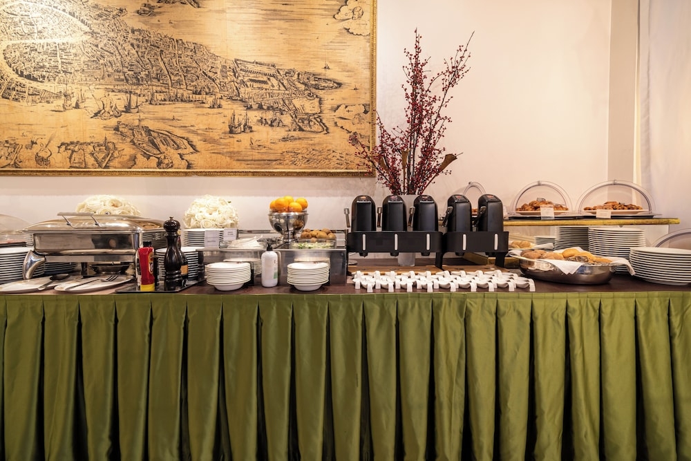 뷔페 아침 식사