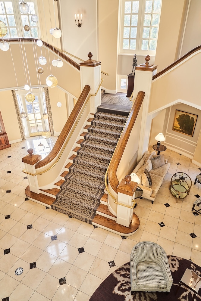 로비 좌석 공간