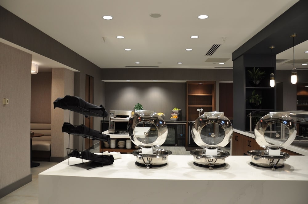 뷔페 아침 식사