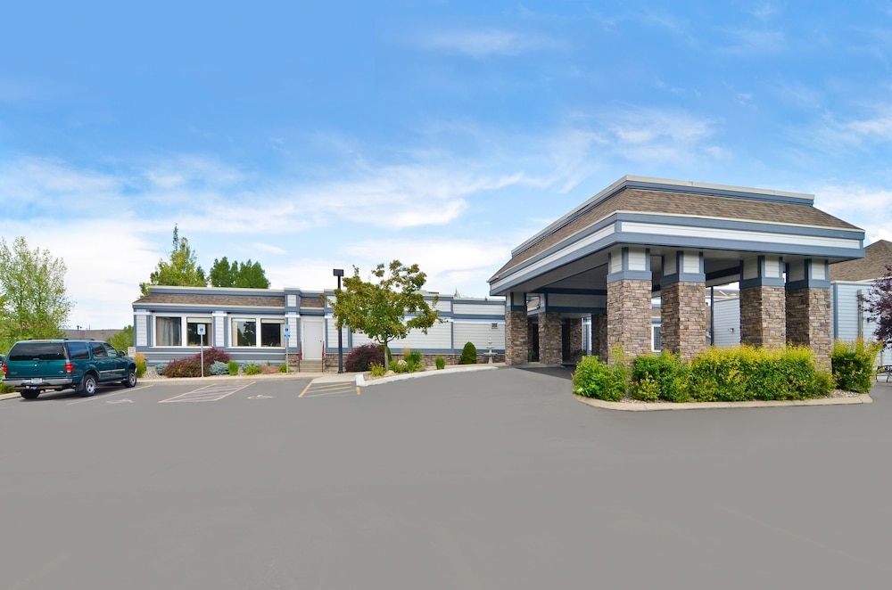 숙박 시설 정면