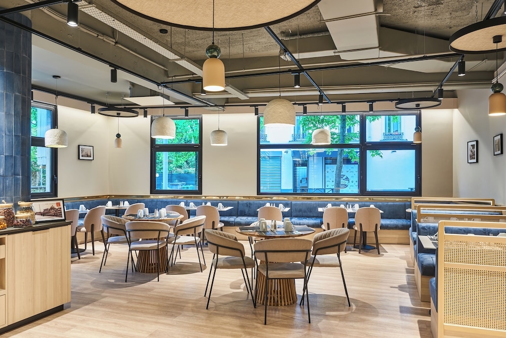 뷔페 아침 식사